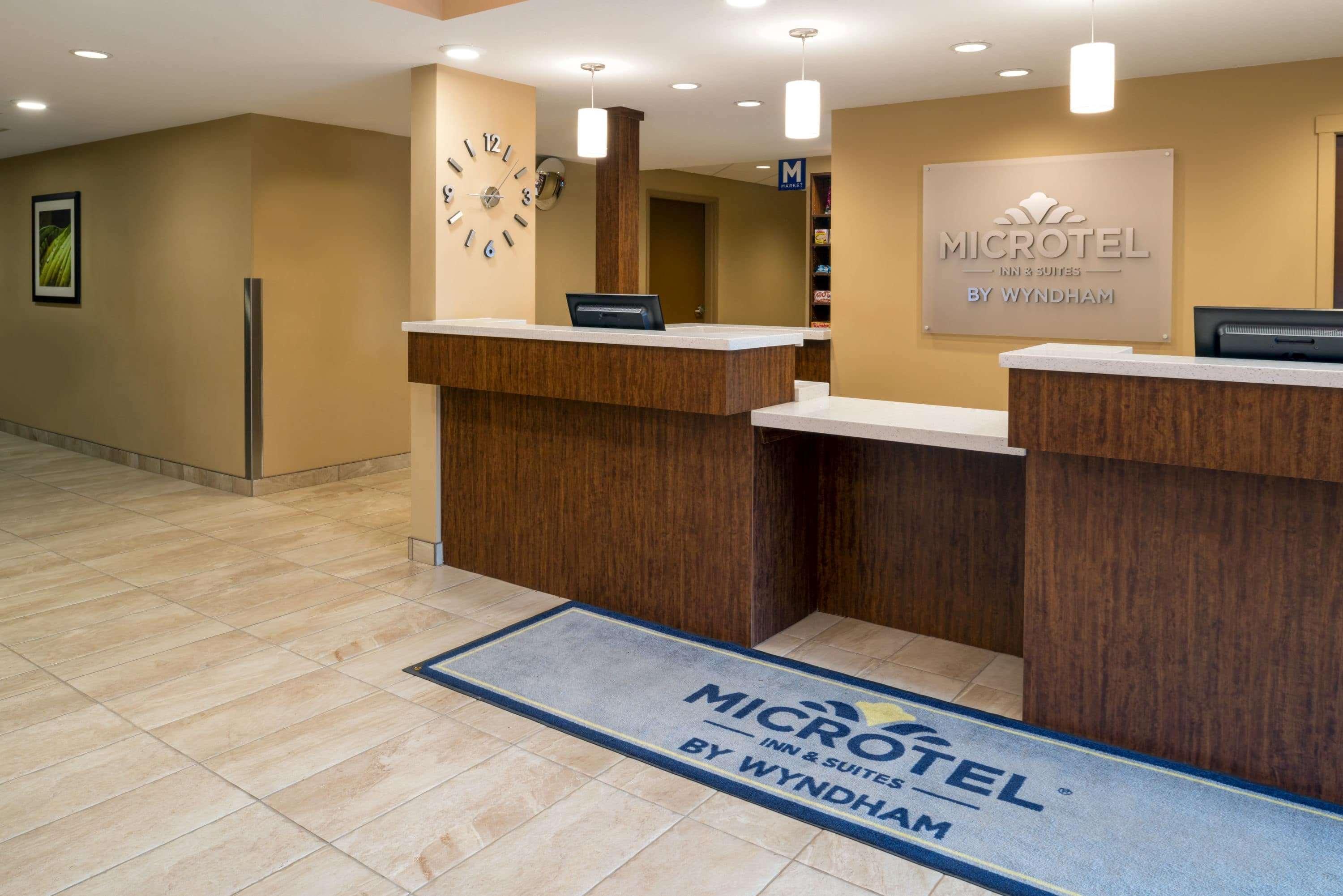 Microtel Inn & Suites By Wyndham Red Deer Penhold Exterior photo